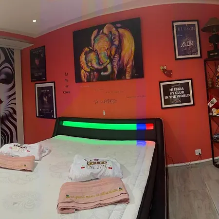 De Gamme - 45m2 Refait A Neuf En Juin 2024 Avec Tres Grande Piscine Chauffee Διαμέρισμα Agde