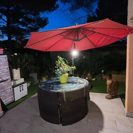 公寓 De Gamme - 45m2 Refait A Neuf En Juin 2024 Avec Tres Grande Piscine Chauffee