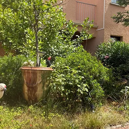 Résidence De Gamme - 45m2 Refait à Neuf En Juin 2024 Avec Très Grande Piscine Chauffée *