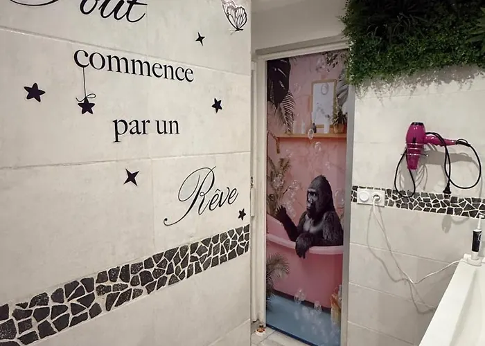 De Gamme - 45m2 Refait A Neuf En Juin 2024 Avec Tres Grande Piscine Chauffee アグド