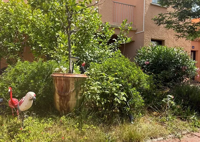 Résidence De Gamme - 45m2 Refait à Neuf En Juin 2024 Avec Très Grande Piscine Chauffée *